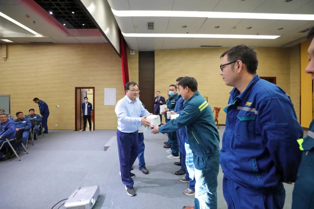 16351442749363226sHy.jpg 微信圖片_20211025144344.jpg